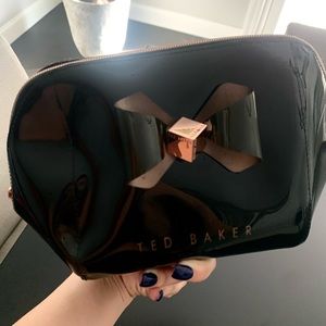 Ted Baker bow patent leather cosmetic bag/ clutch
